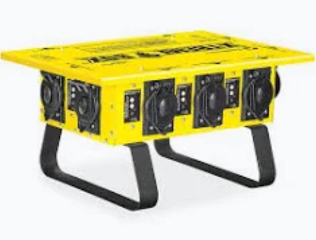 Rental store for POWER DISTRIBUTION BOX in O